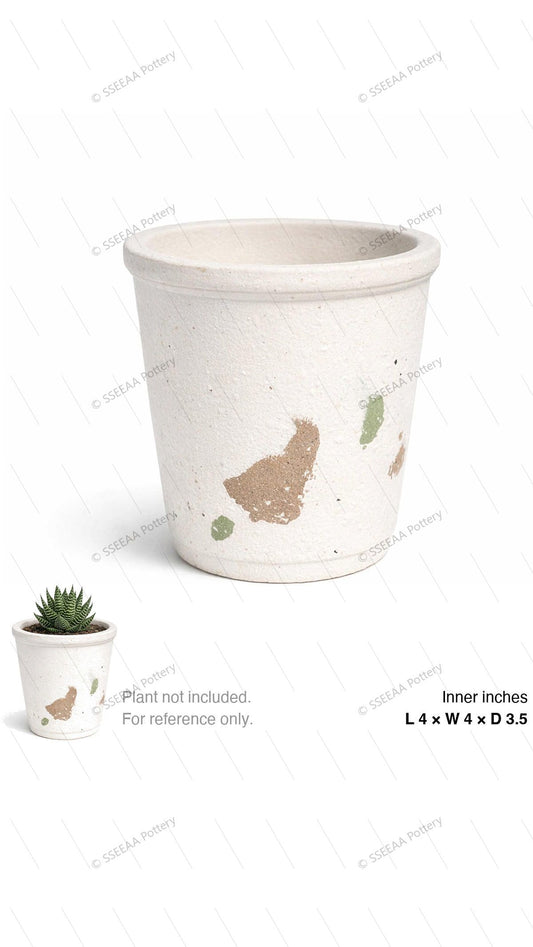 pottery_202601_mix_19 · L4 W4 H3.5