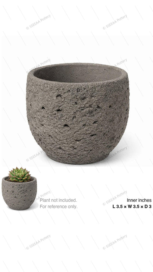 pottery_202601_moon_14 · L3.5 W3.5 H3