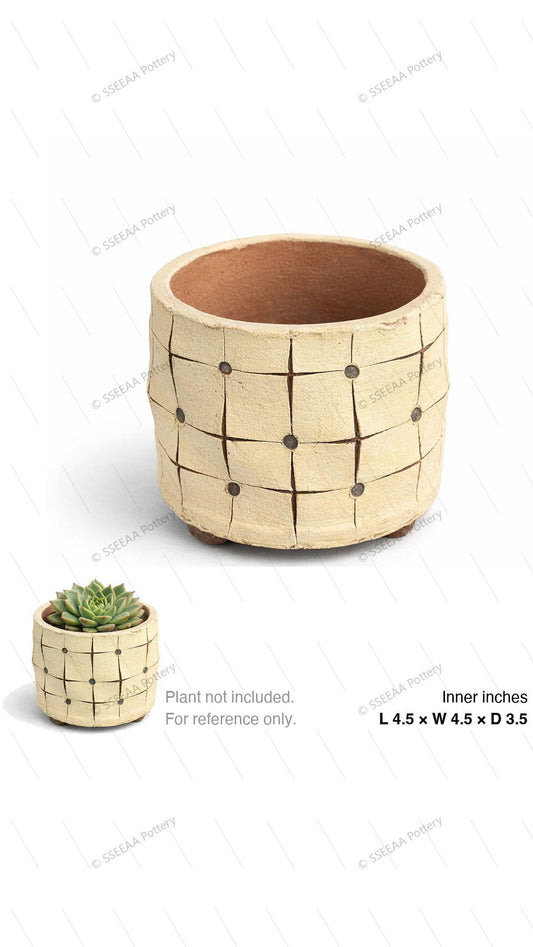 pottery_202601_texture_79 · L4.5 W4.5 H3.5